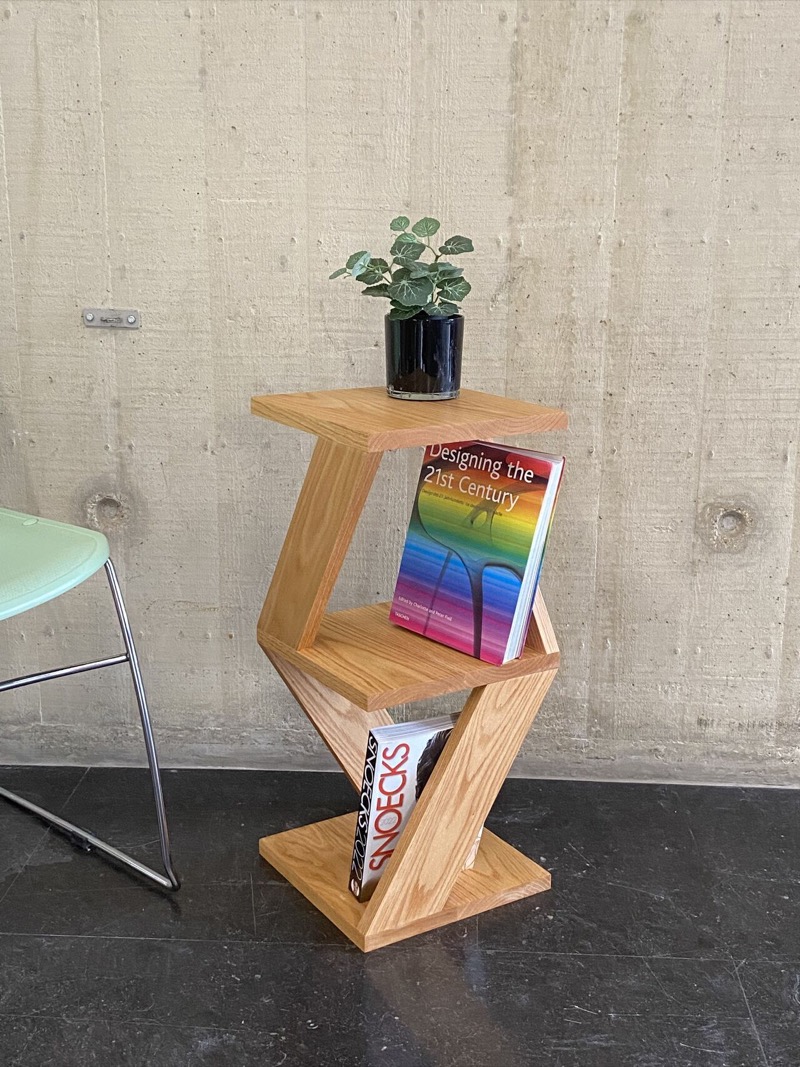 Handgemaakte bijzettafel